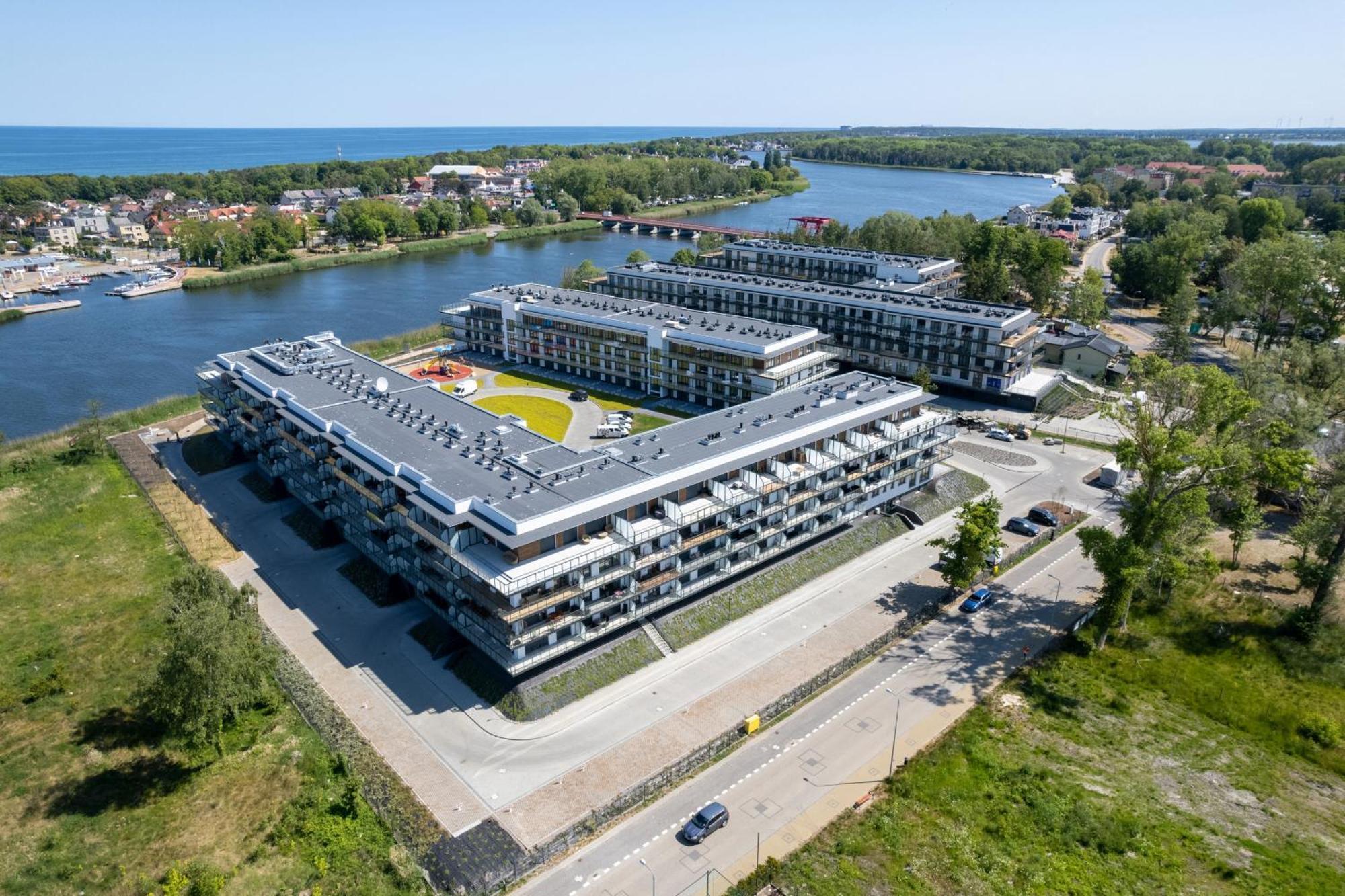 Dziwnow Luxurious Apartment No1 By The River By Renters Prestige Dış mekan fotoğraf